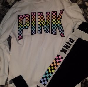 Pretty VS PINK Outfit